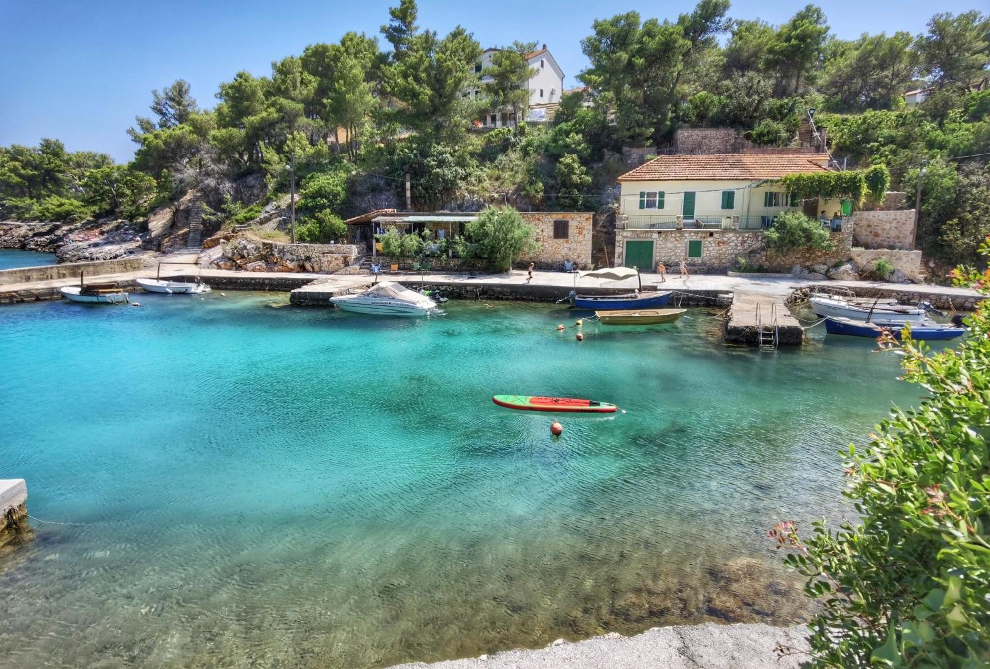 Holiday Hvar Vrbanj Exterior foto